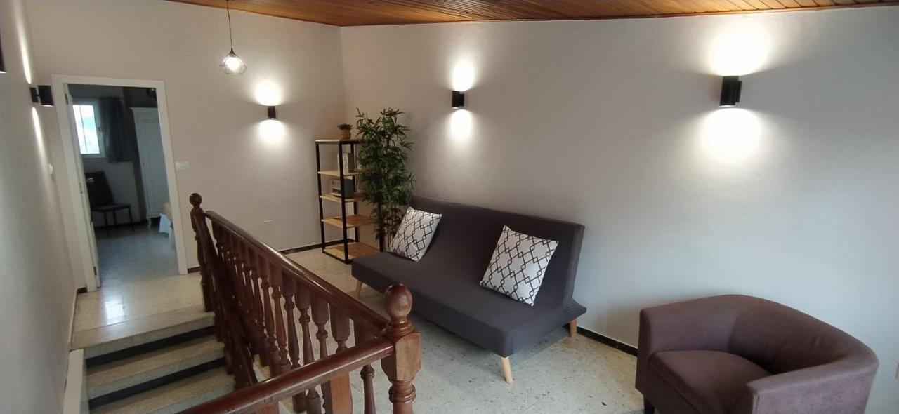 Casa Peregrina Apartment โอว์เรนเซ ภายนอก รูปภาพ